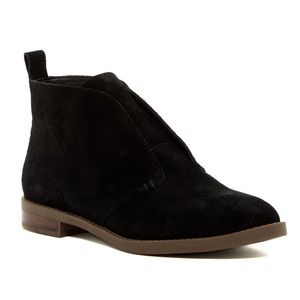 Franco Sarto Black Suede Llenna Chukka Ankle Boots